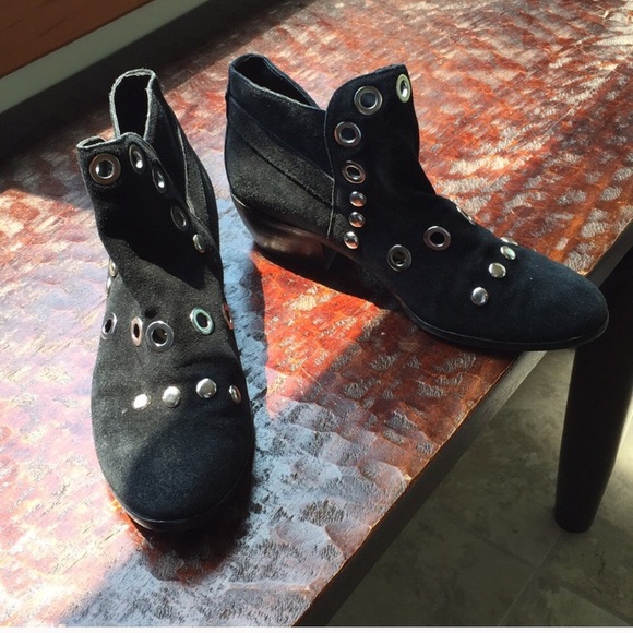 Sam Edelman Pedra Suede Grommeted Ankle Booties Grunge - Picture 3 of 7